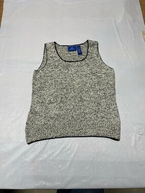 JH Collectibles Black and White Marled Scoop Neck Tank